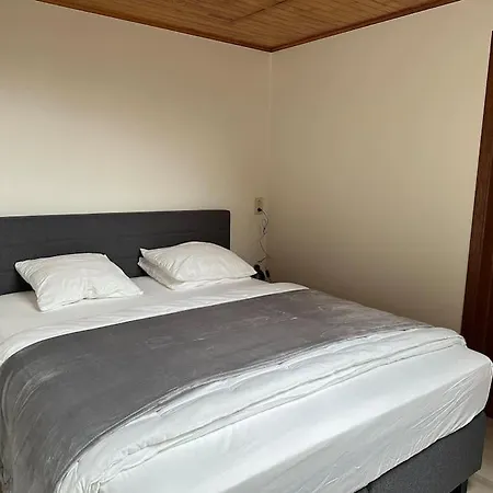 Maison Au Coeur D'houffalize Tatil Evi